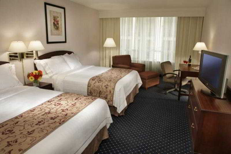 Hotel Courtyard By Marriott Toronto Downtown Exterior foto